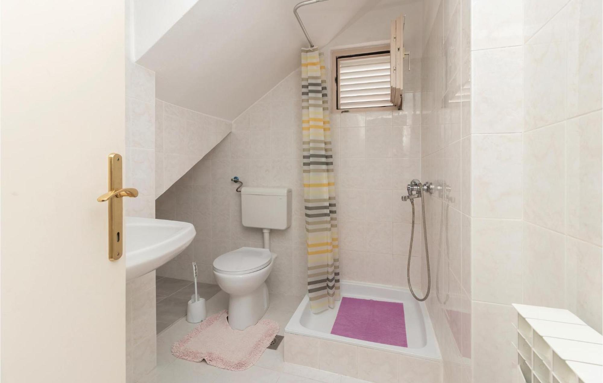 Nice Apartment In Zadar With Kitchen Esterno foto