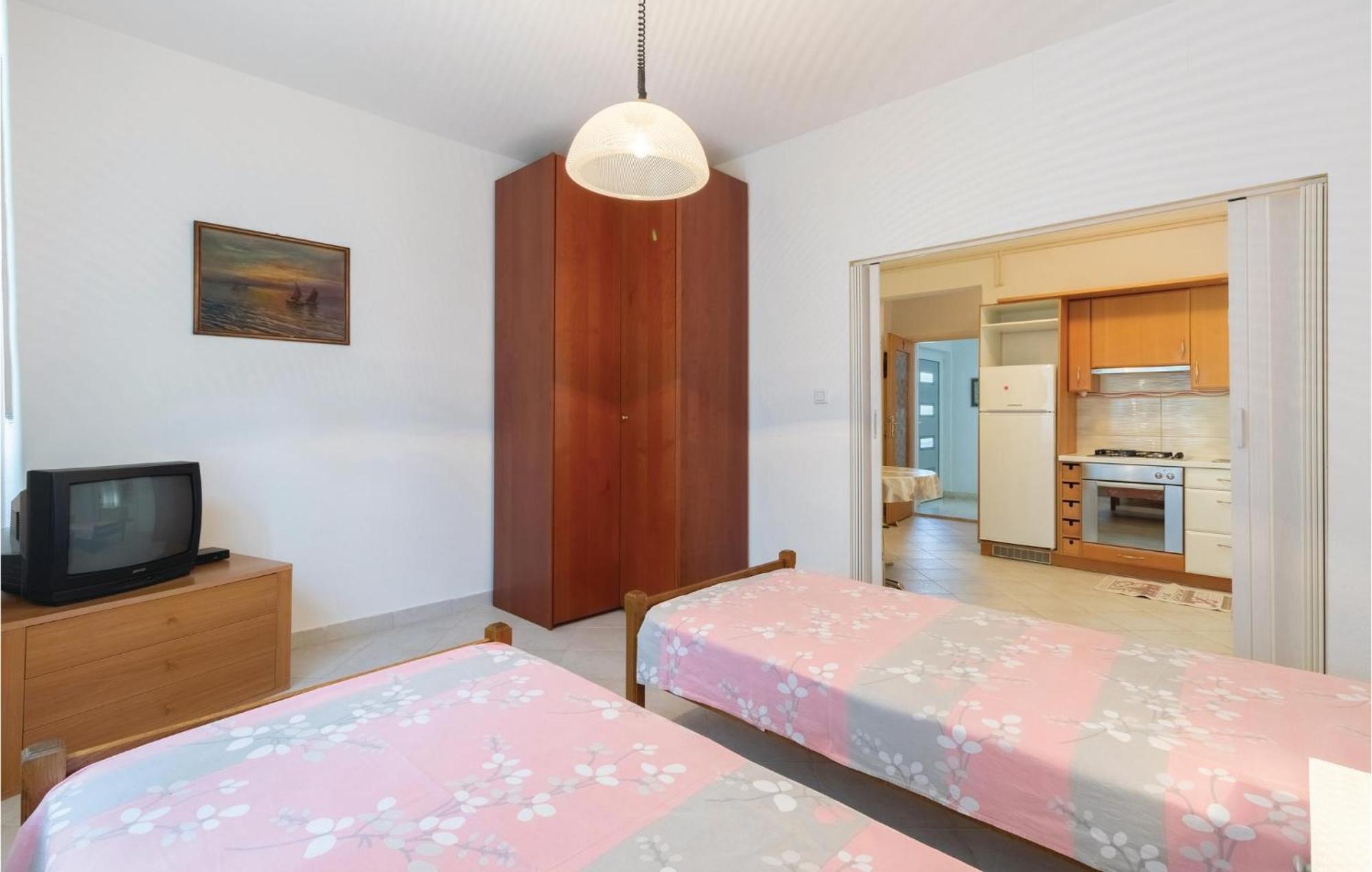 Nice Apartment In Zadar With Kitchen Esterno foto