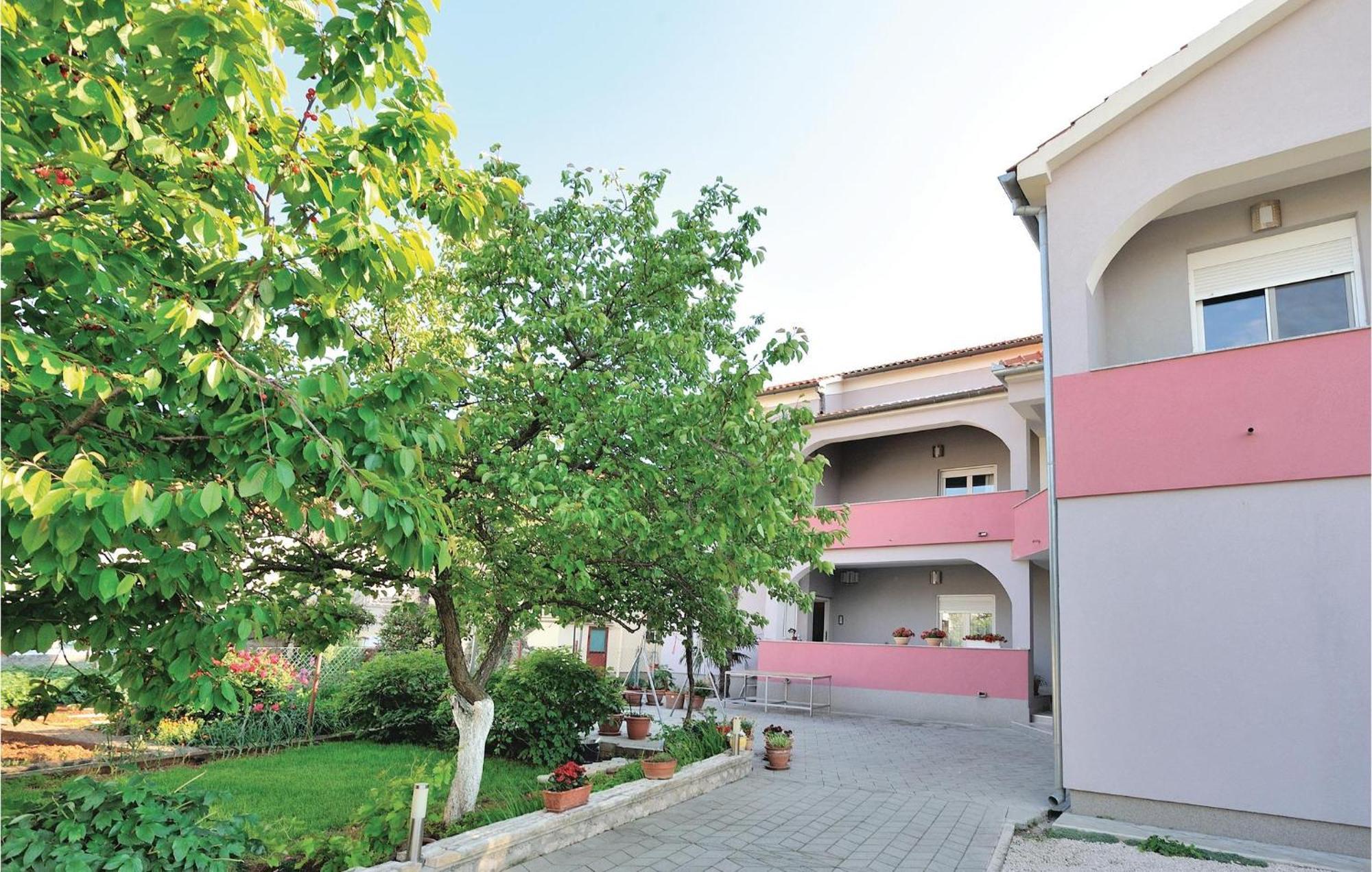 Nice Apartment In Zadar With Kitchen Esterno foto